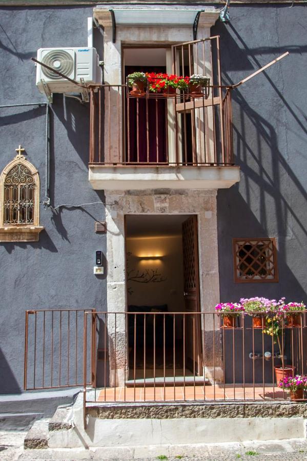La Casetta In Centro By Sicily In Home Katanya Dış mekan fotoğraf